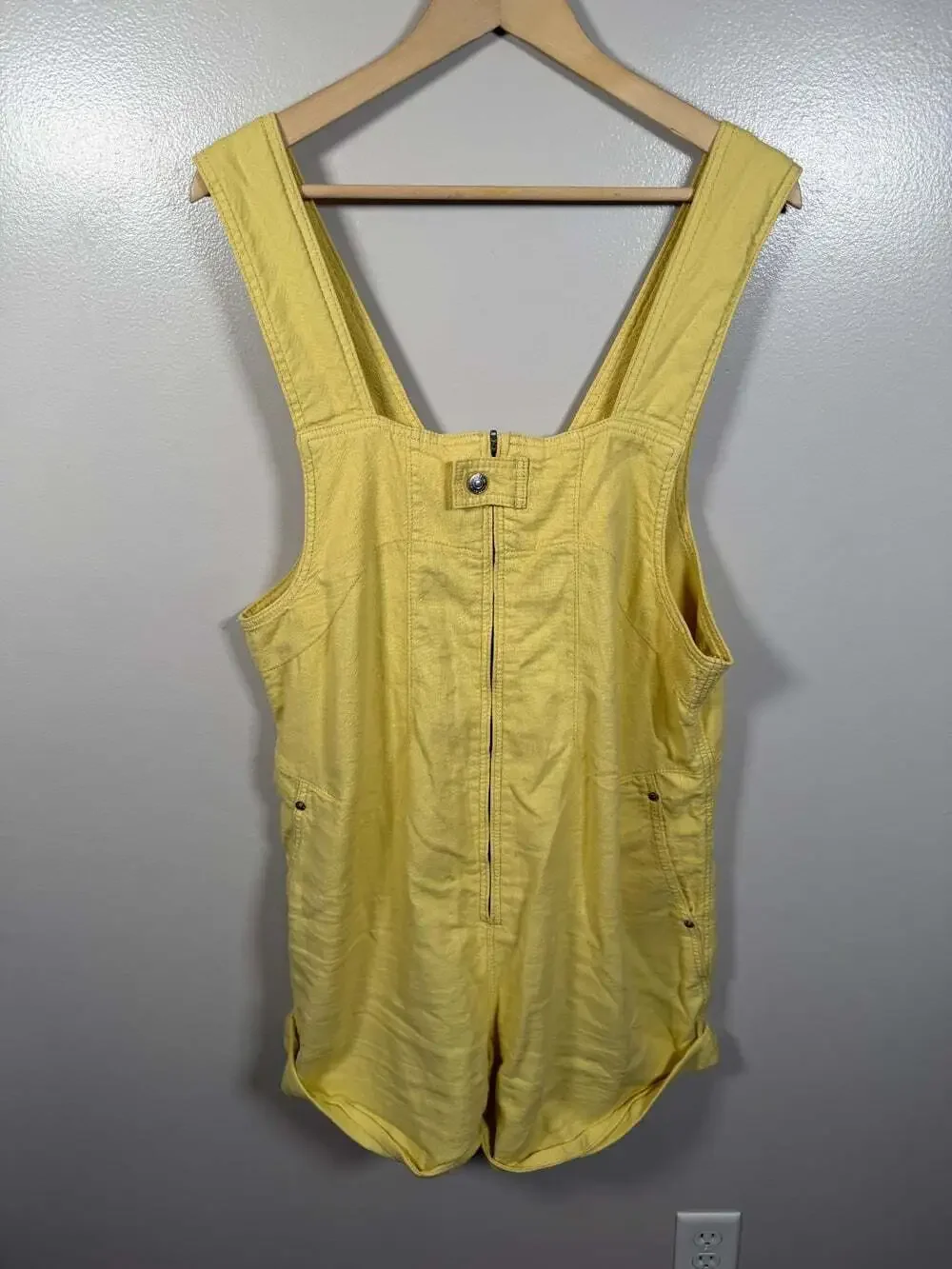 Free People We the Free Jude Shortall Size Large Sicilian Yellow Slouchy Boho